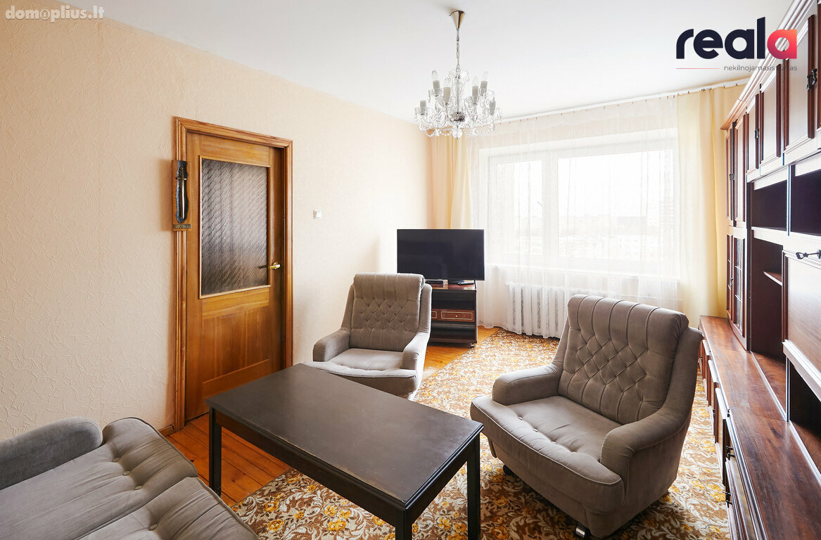Parduodamas 2 kambarių butas Kaune, Eiguliuose, S. Žukausko g.