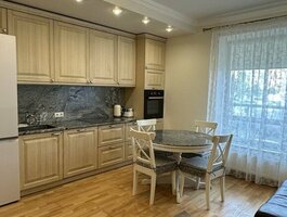 3 kambarių butas Klaipėdoje, Miško, Dragūnų g.