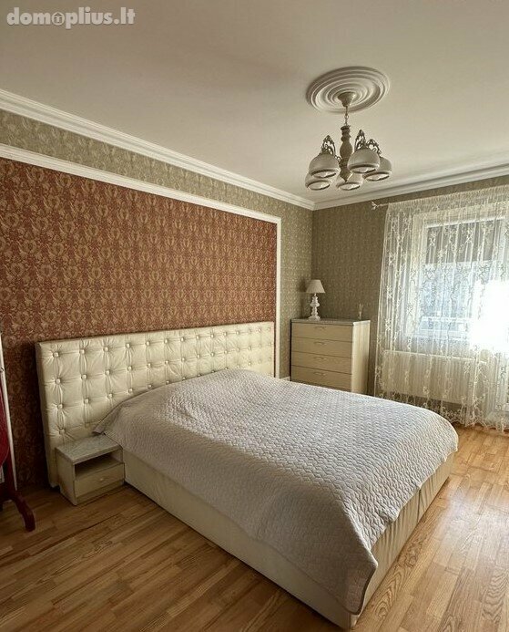 Parduodamas 3 kambarių butas Klaipėdoje, Miško, Dragūnų g.