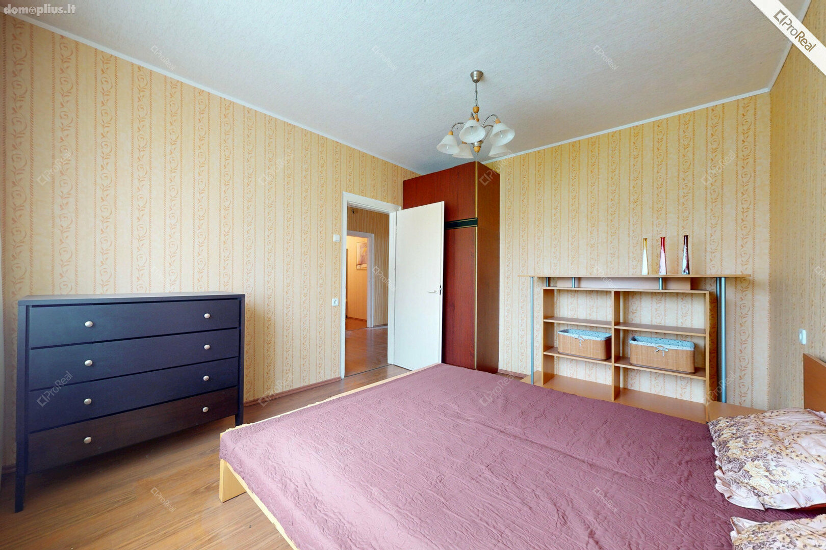 Parduodamas 3 kambarių butas Klaipėdoje, Varpuose, Varpų g.