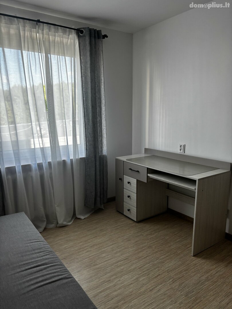 3 kambarių buto nuoma Vilniuje, Fabijoniškėse, L. Giros g.