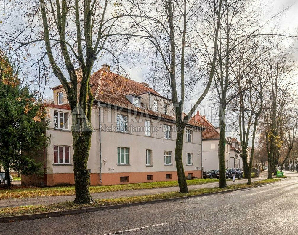 Parduodamas 3 kambarių butas Klaipėdoje, Centre, Šaulių g.