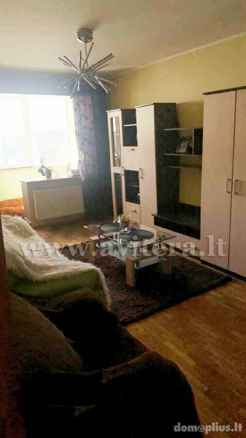 Parduodamas 4 kambarių butas Klaipėdoje, Naujakiemyje, Šiaulių g.