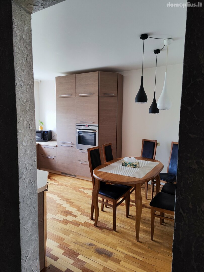 Parduodamas 3 kambarių butas Šiauliuose, Dainiuose, Gegužių g.