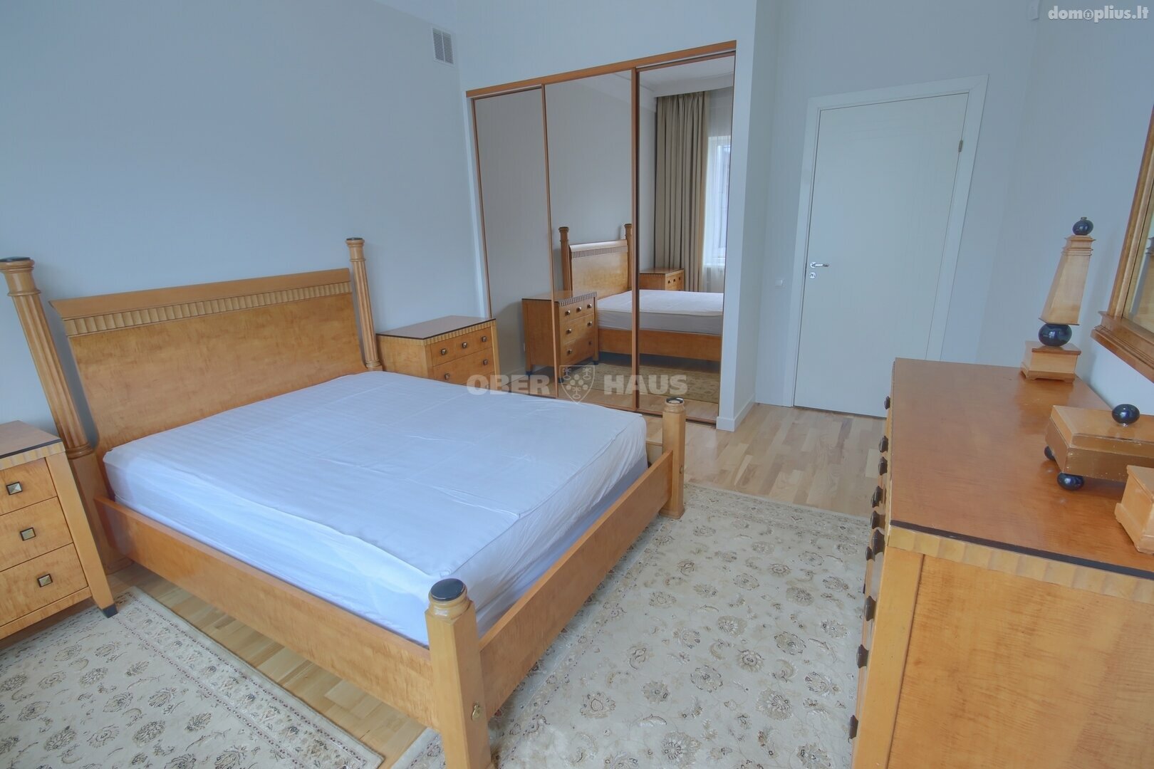 4 kambarių buto nuoma Kaune, Centre, Kęstučio g.