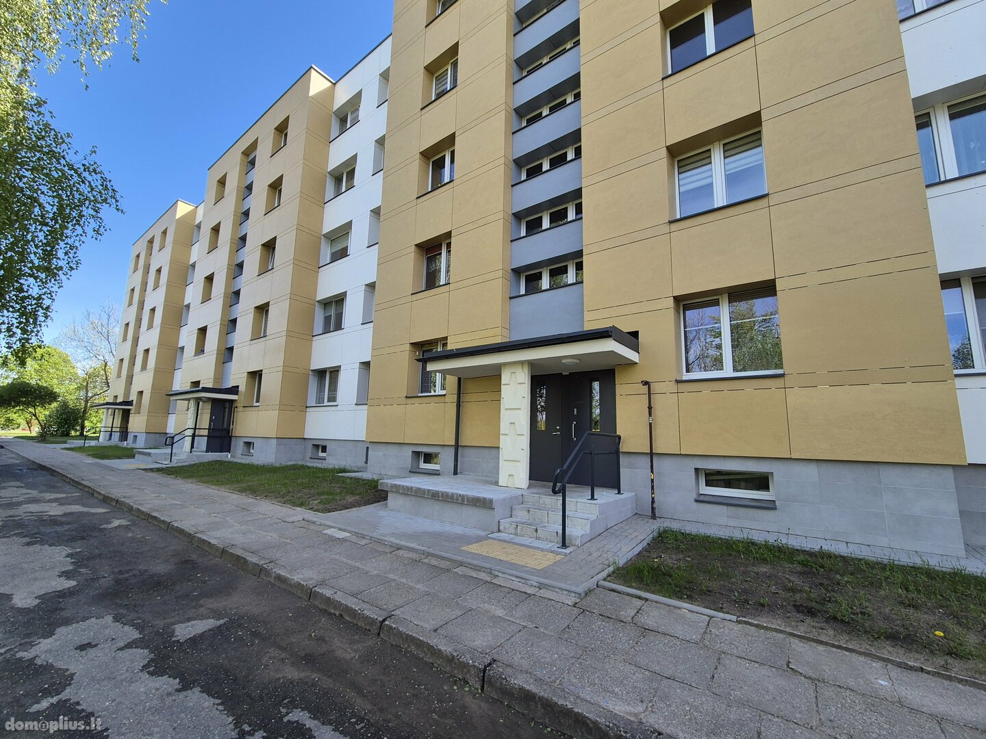 Parduodamas 2 kambarių butas Akmenės rajono sav., Naujoji Akmenė, Ramučių g.