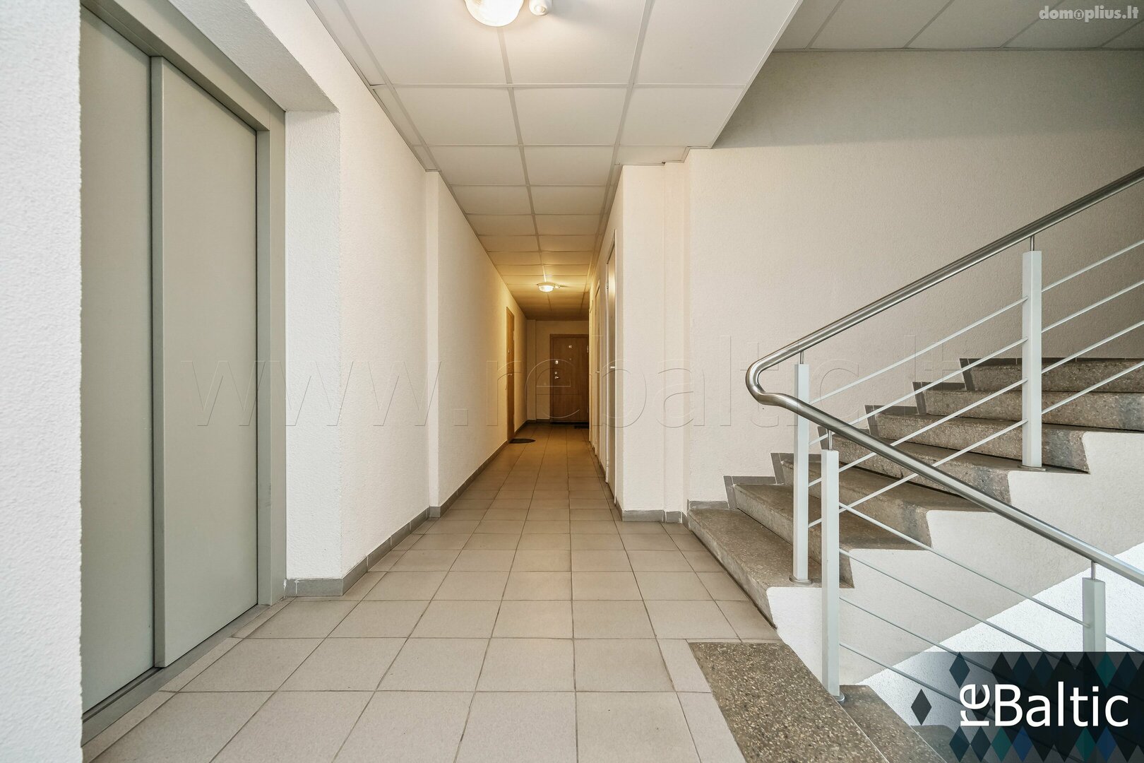 Parduodamas 3 kambarių butas Vilniuje, Šnipiškėse, Lvovo g.