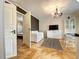 Parduodamas 5 kambarių butas Vilniuje, Antakalnyje, B. Sruogos g.