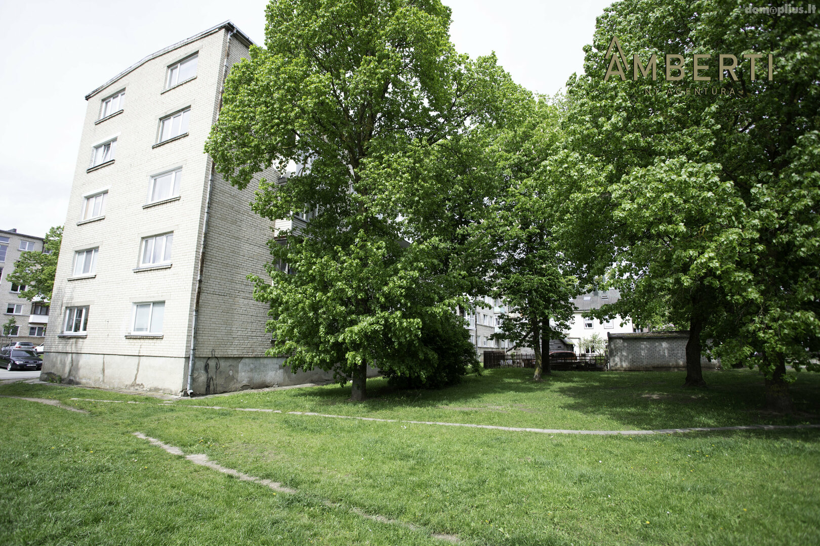 Parduodamas 2 kambarių butas Šiauliuose, Centre, Vytauto g.