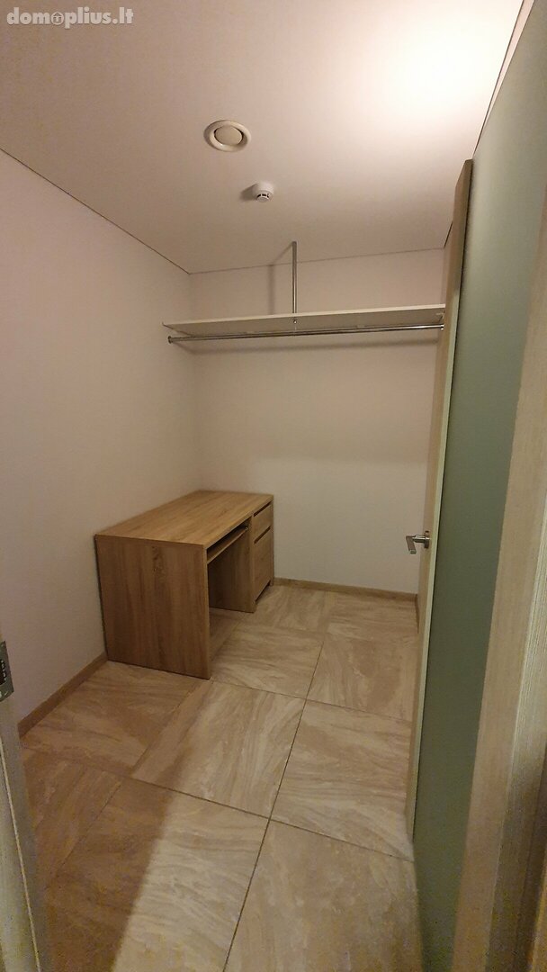2 kambarių buto nuoma Vilniuje, Šnipiškėse, Rinktinės g.