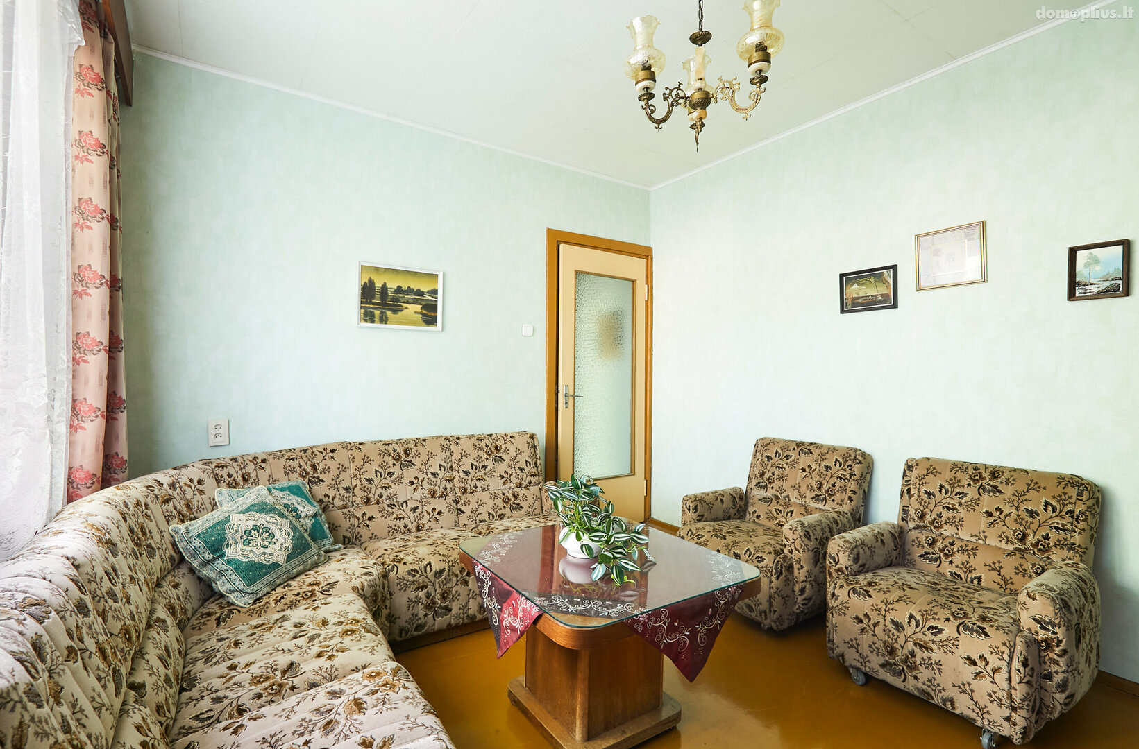 Parduodamas 2 kambarių butas Kaune, Eiguliuose, S. Žukausko g.