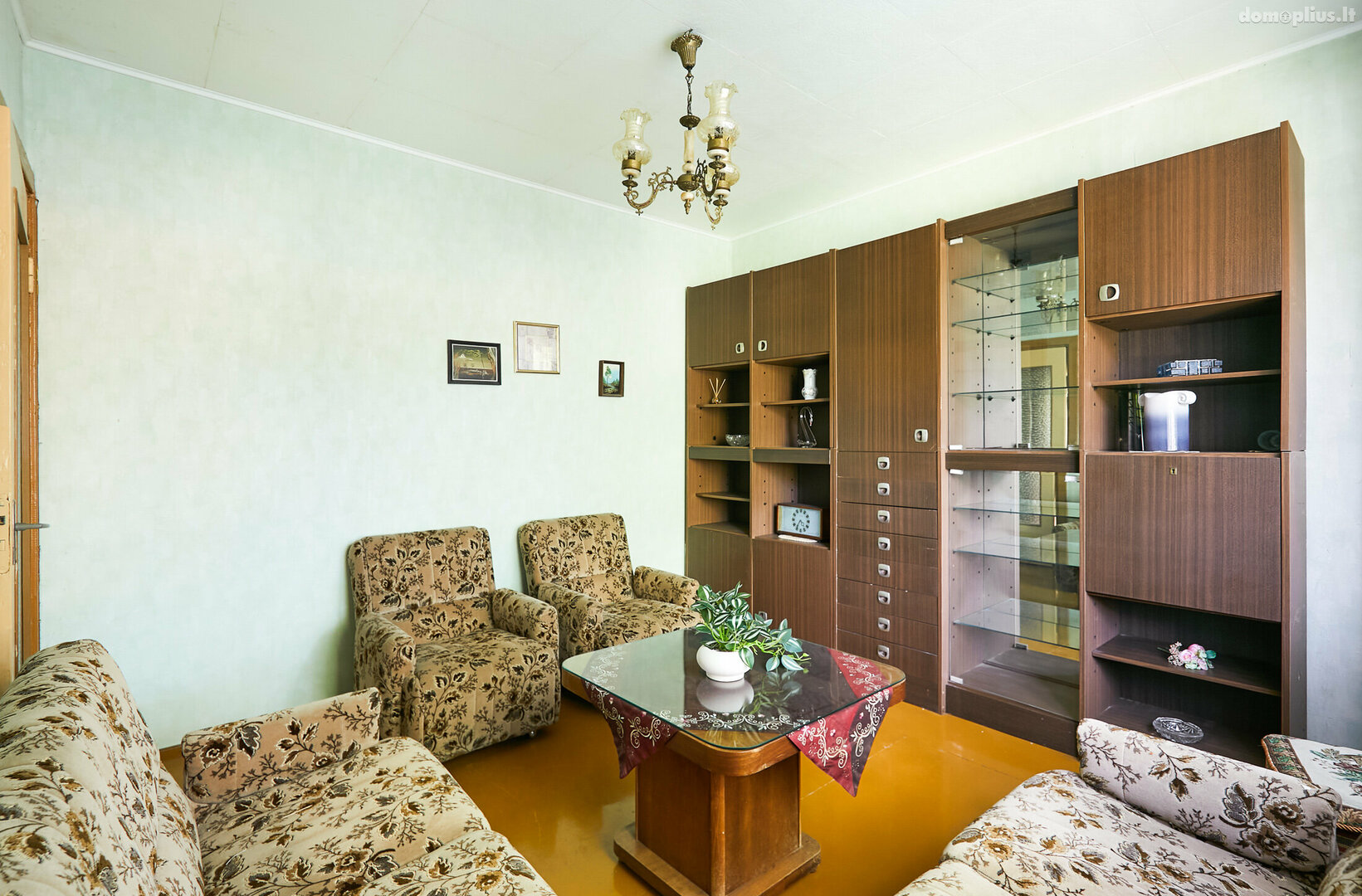 Parduodamas 2 kambarių butas Kaune, Eiguliuose, S. Žukausko g.