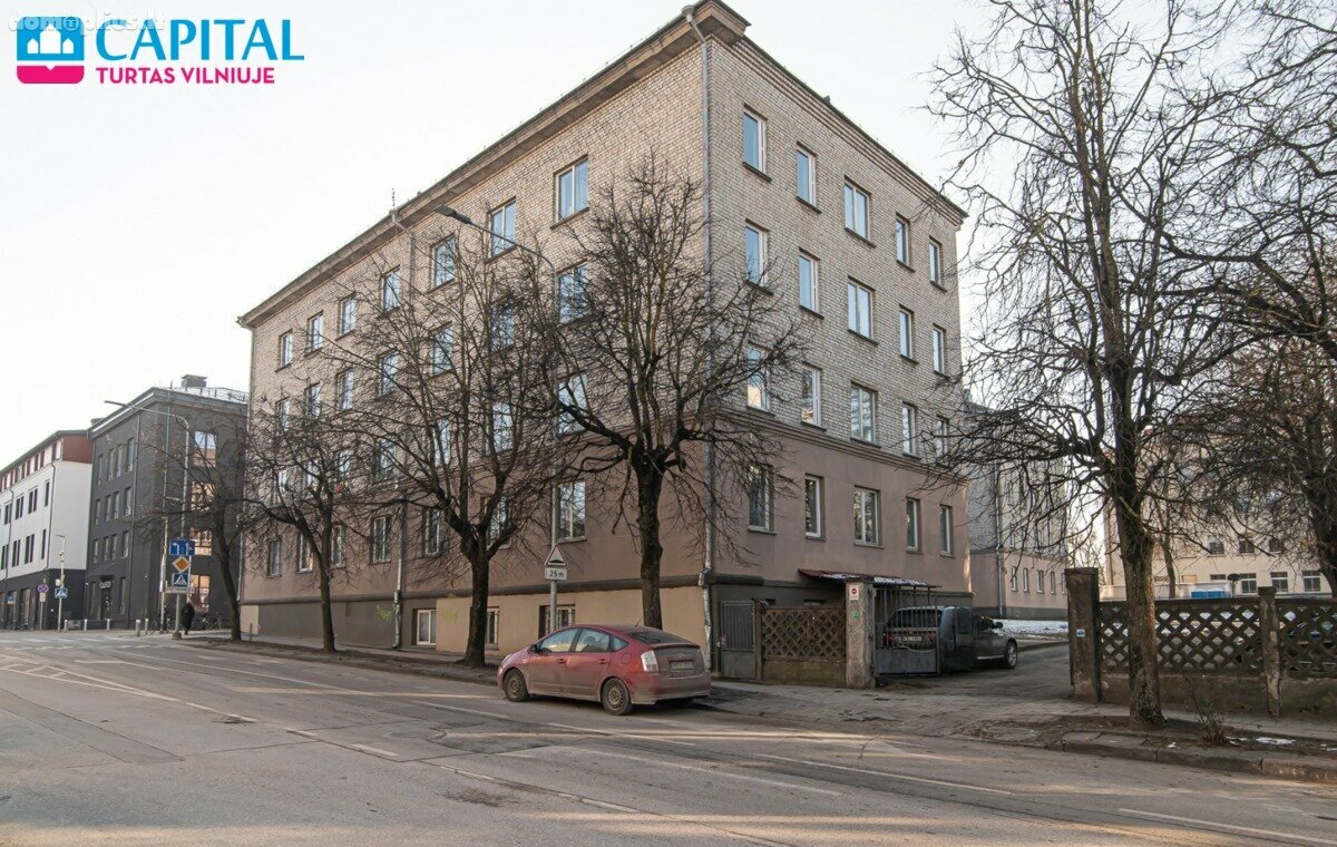 Parduodamas 4 kambarių butas Vilniuje, Naujamiestyje, Statybininkų g.