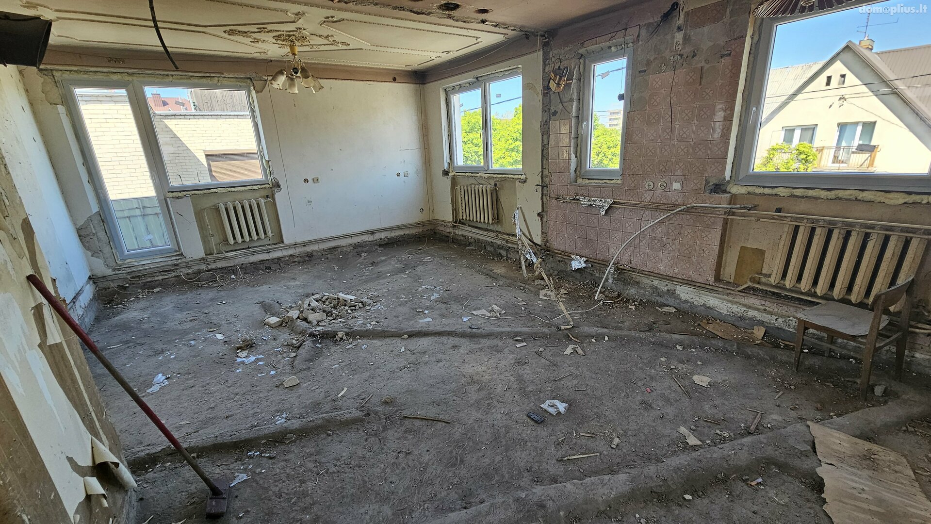 Parduodamas 3 kambarių butas Kaune, Žaliakalnyje, Žeimenos g.