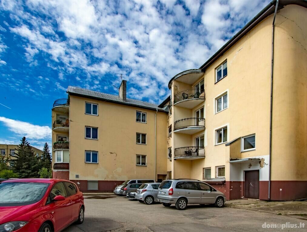 Parduodamas 4 kambarių butas Pasvalio rajono sav., Pasvalyje, Biržų g.