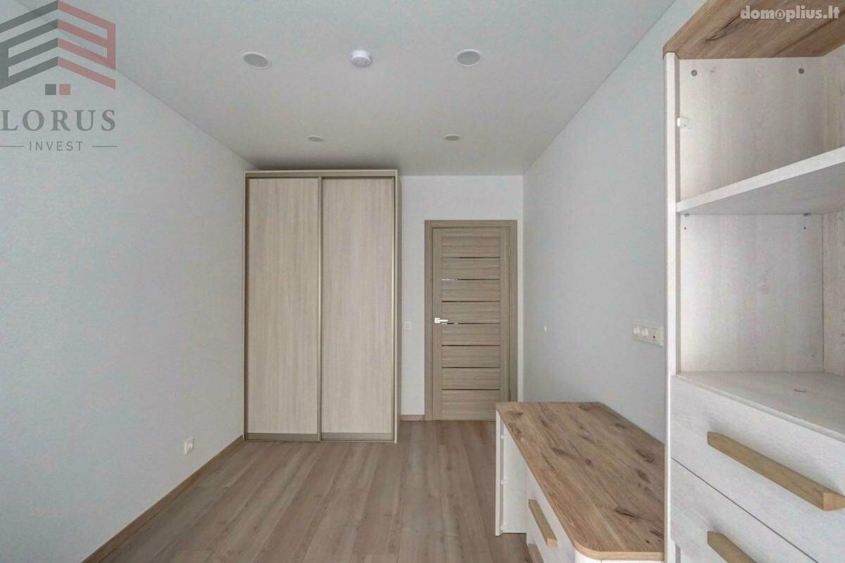 Parduodamas 3 kambarių butas Vilniuje, Pašilaičiuose, Perkūnkiemio g.