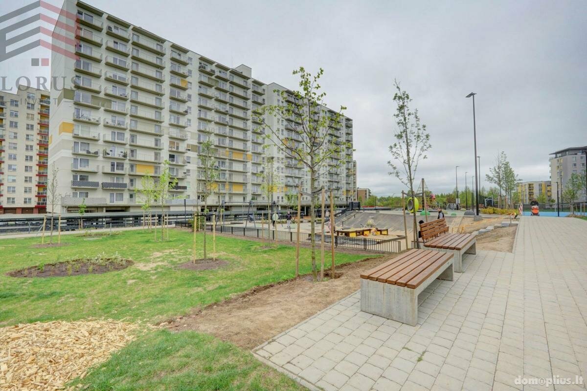 Parduodamas 3 kambarių butas Vilniuje, Pašilaičiuose, Perkūnkiemio g.