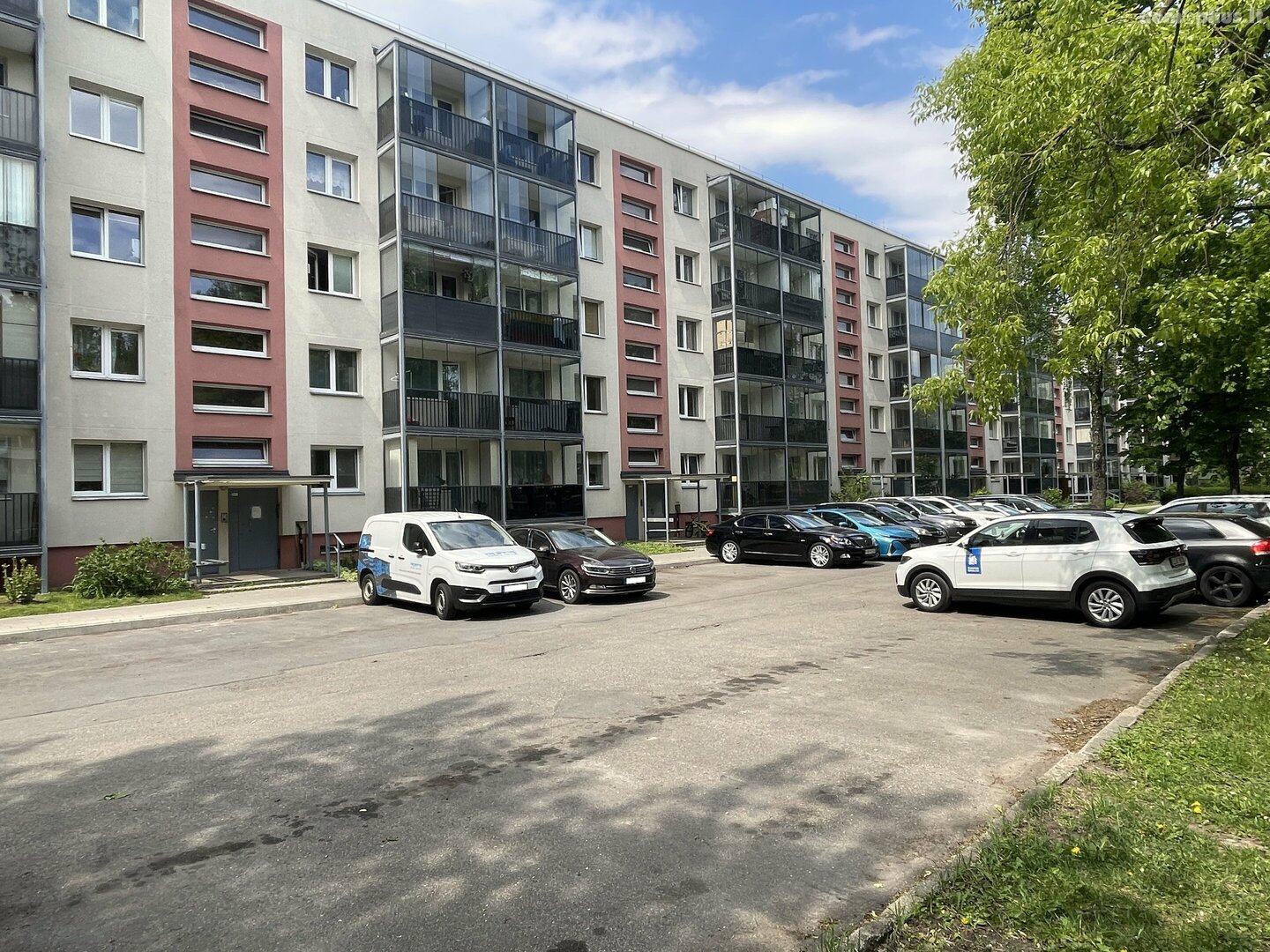 Parduodamas 2 kambarių butas Vilniuje, Žirmūnuose, Žirmūnų g.