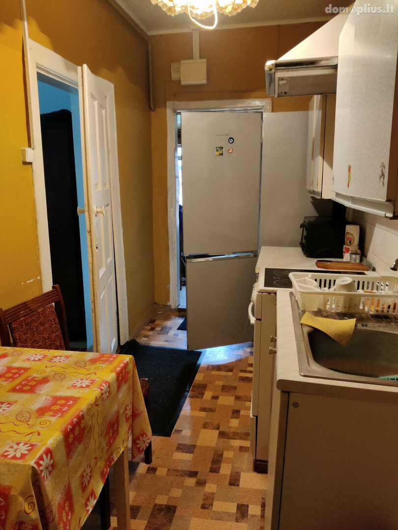 2 kambarių buto nuoma Kaune, Petrašiūnuose, R. Kalantos g.