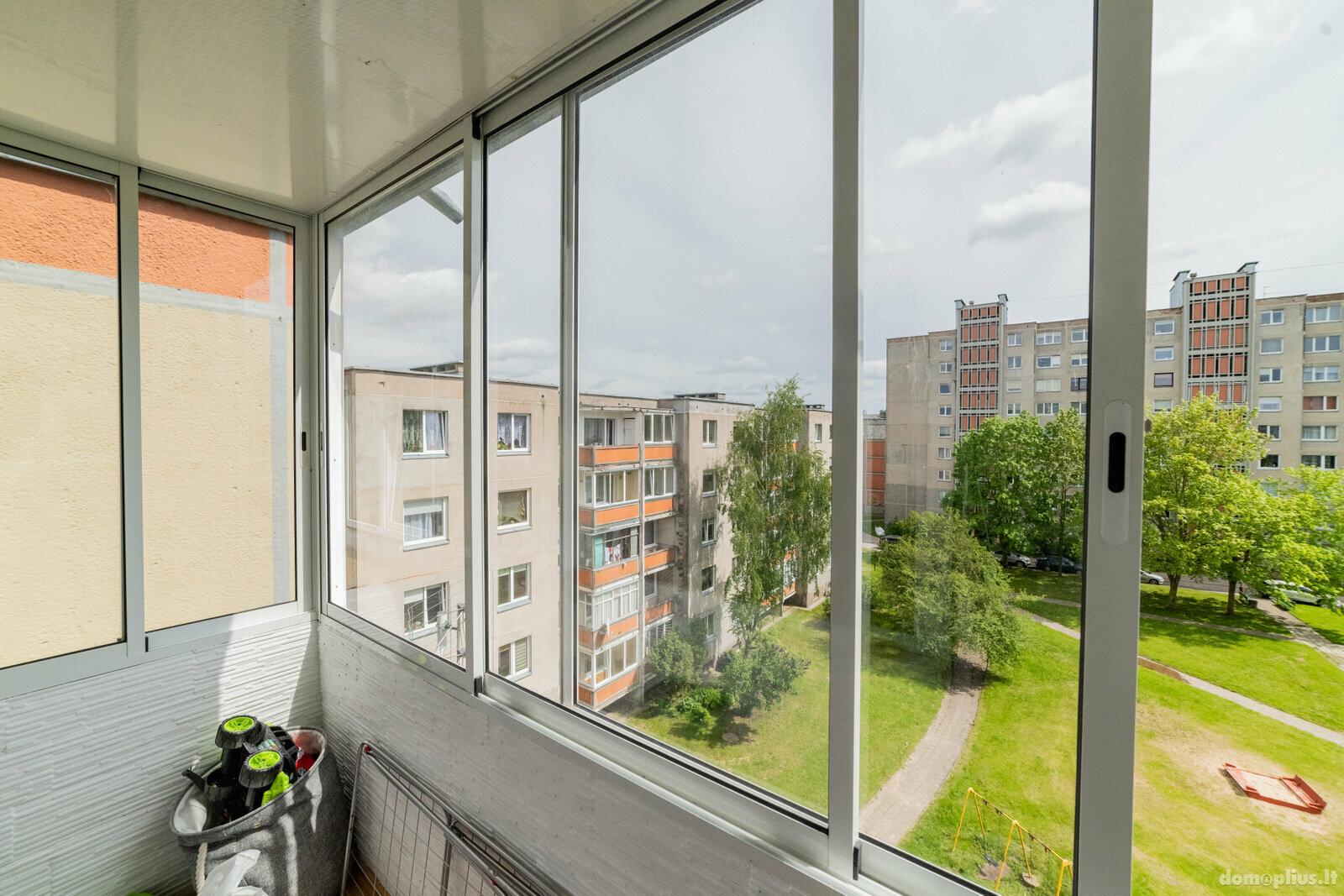 Parduodamas 3 kambarių butas Šiauliuose, Gytaruose, Gegužių g.