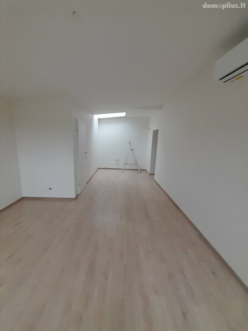 Parduodamas 1 kambario butas Šventojoje, Mokyklos g.