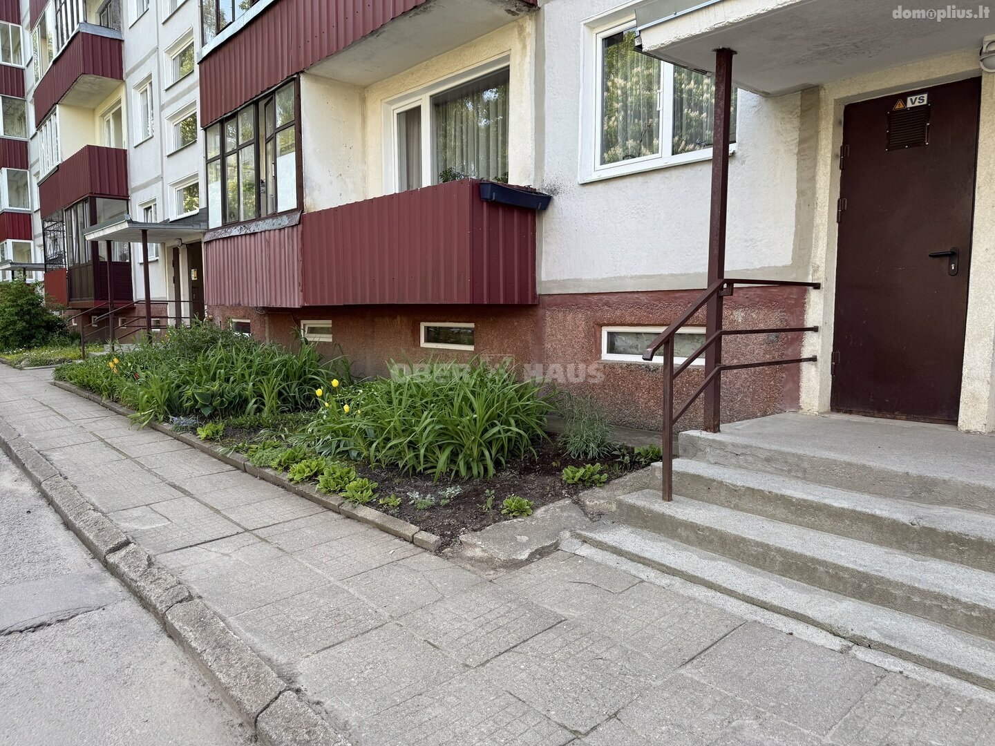 Parduodamas 2 kambarių butas Šiauliuose, Lieporiuose, Naujo Ryto tak.