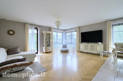 4 rooms apartment for sell Vilniuje, Senamiestyje, Šaltinių g.