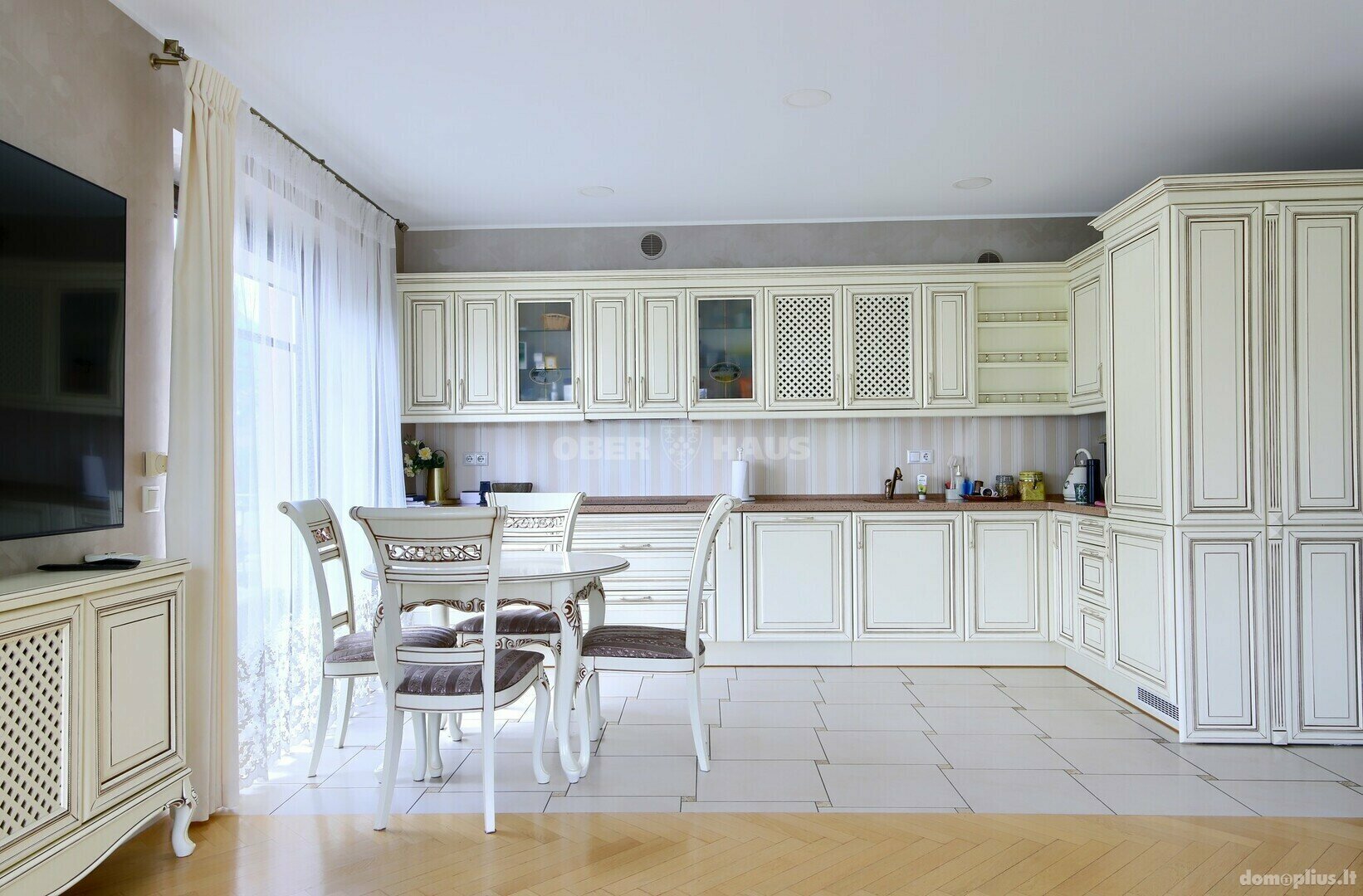 4 rooms apartment for sell Vilniuje, Senamiestyje, Šaltinių g.