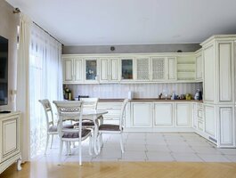 4 rooms apartment for sell Vilniuje, Senamiestyje, Šaltinių g.