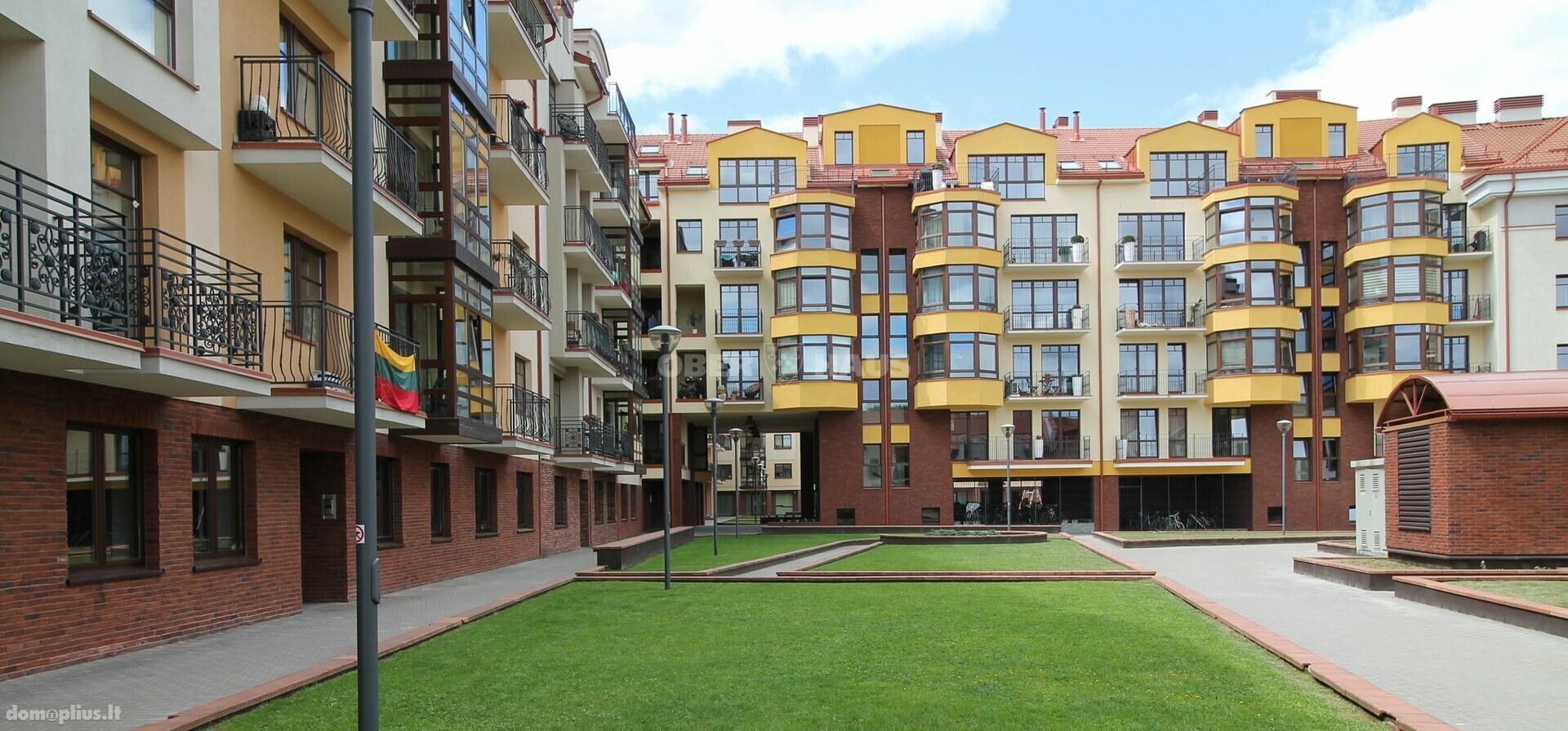 4 rooms apartment for sell Vilniuje, Senamiestyje, Šaltinių g.