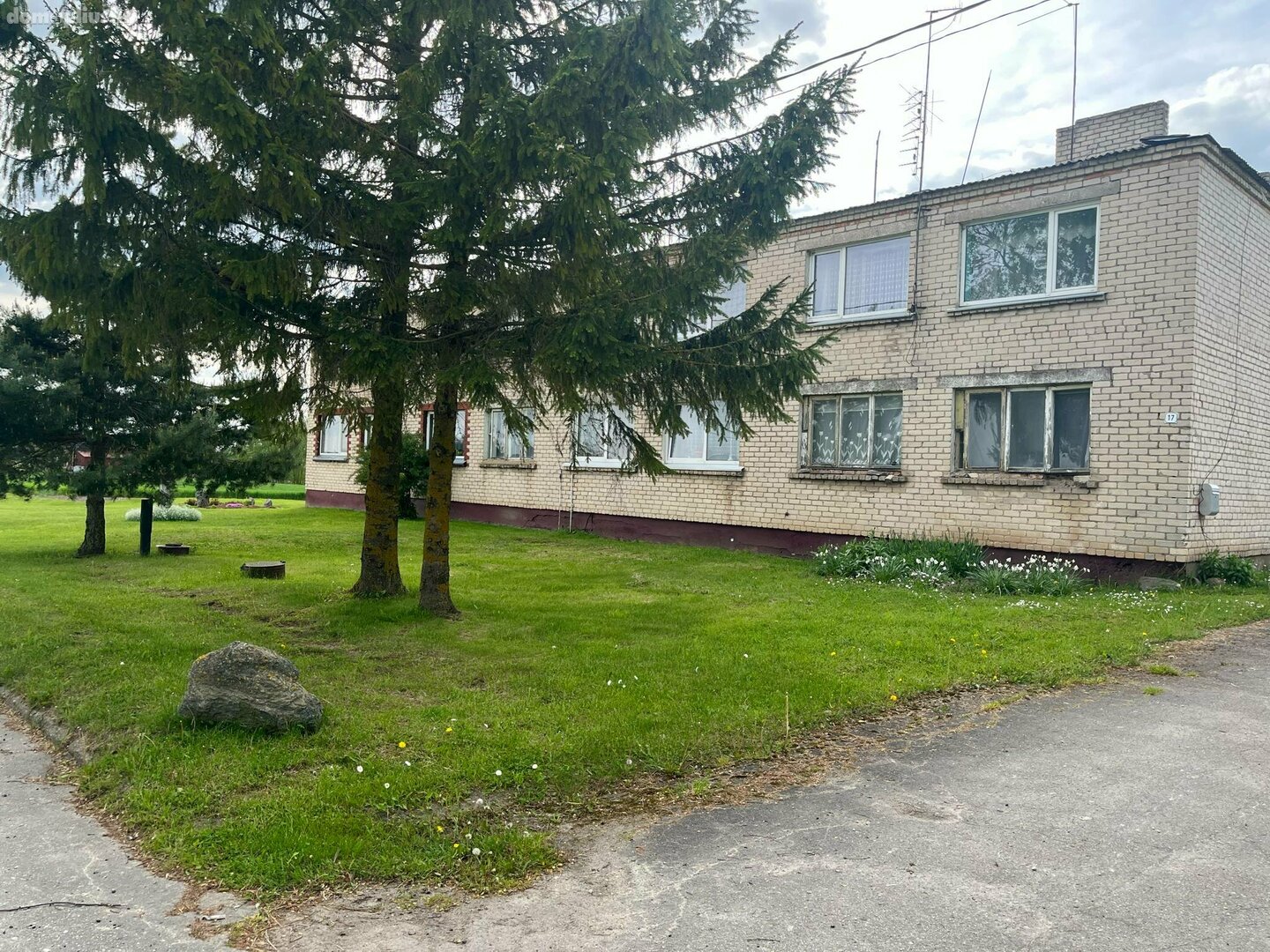 Parduodamas 2 kambarių butas Joniškio rajono sav., Kemsiuose, Vilkijos g.