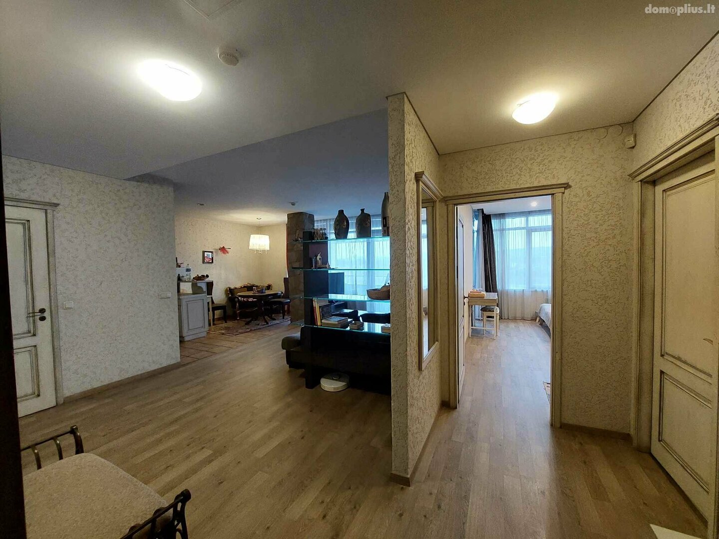 Продается 2 комнатная квартира Vilniuje, Naujamiestyje, Gynėjų g.