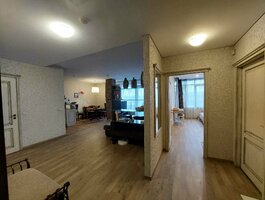 Продается 2 комнатная квартира Vilniuje, Naujamiestyje, Gynėjų g.