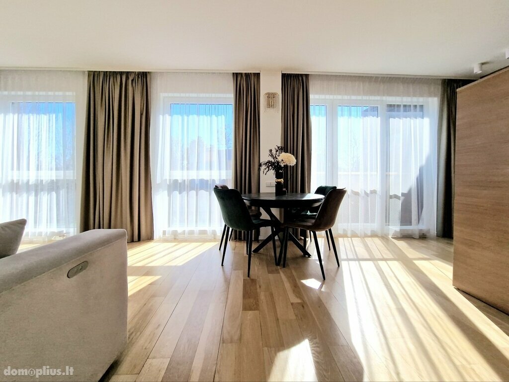 Продается 2 комнатная квартира Palangoje, S. Nėries g.