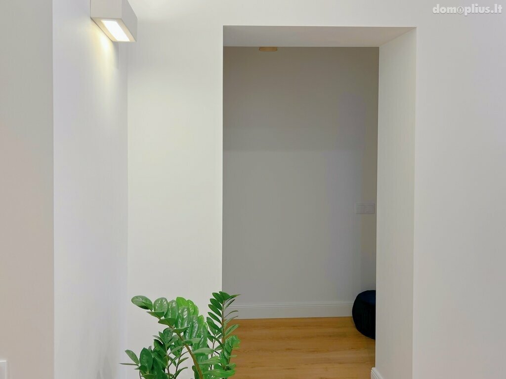 Parduodamas 3 kambarių butas Klaipėdoje, Žvejybos uostas, Sulupės g.