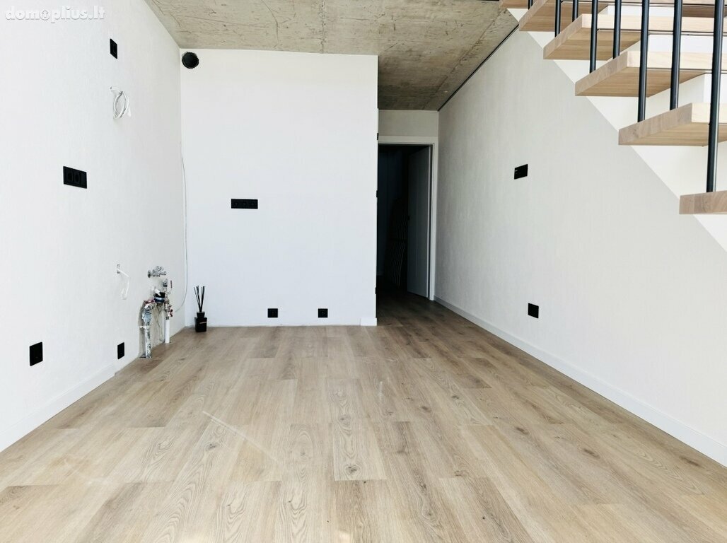 Parduodamas 4 kambarių butas Palangoje, Medvalakio g.
