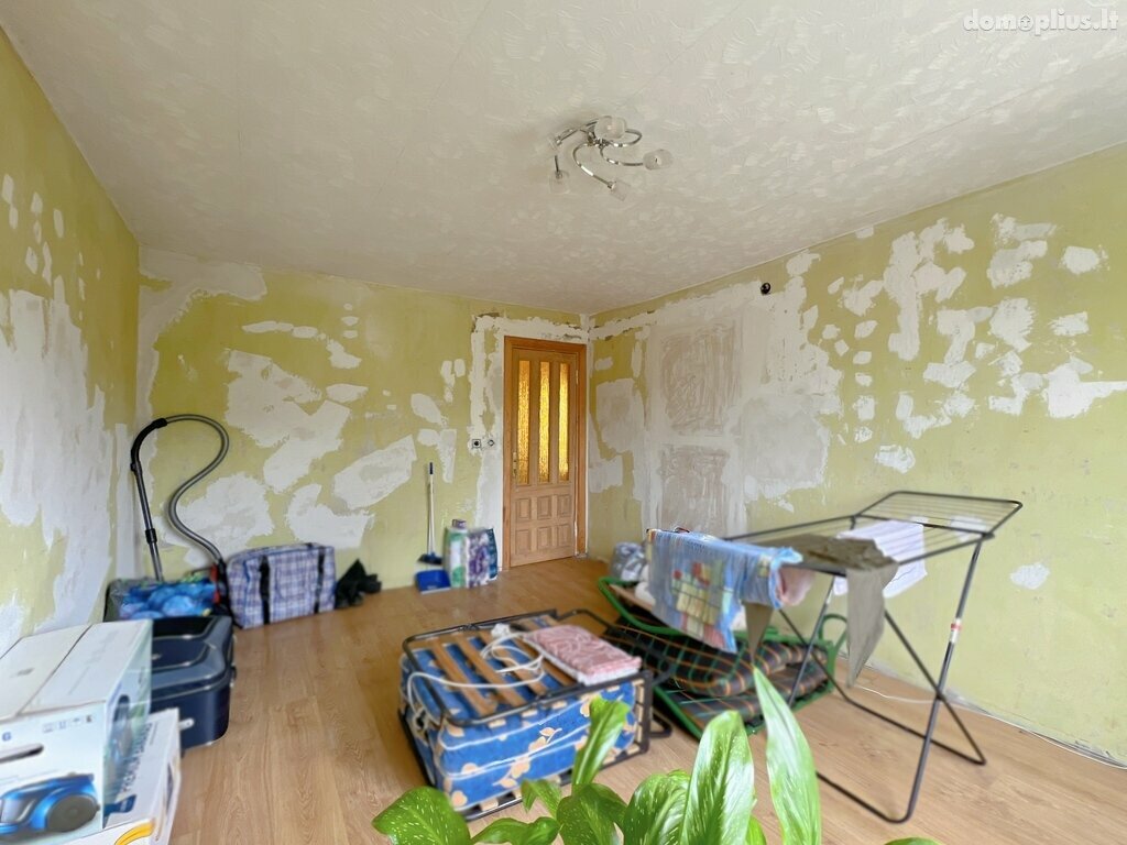 Parduodamas 2 kambarių butas Kretingos rajono sav., Kretingoje, J. Basanavičiaus g.
