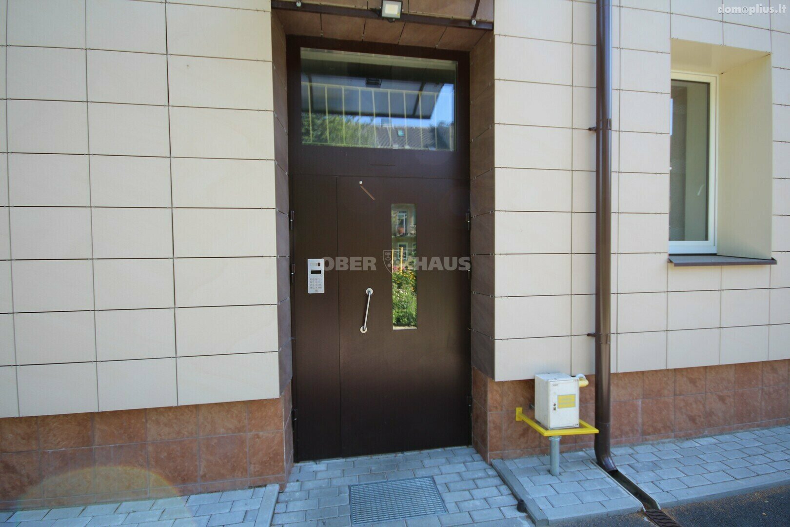 6 rooms apartment for sell Šiauliuose, Centre, Dvaro g.