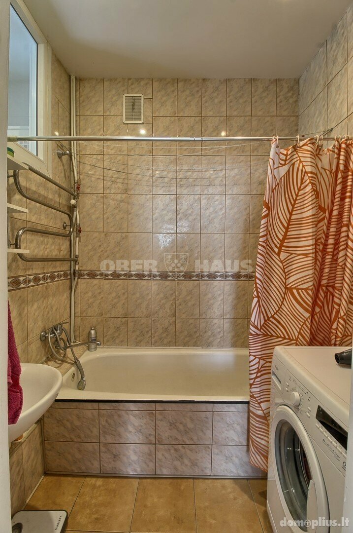 6 rooms apartment for sell Šiauliuose, Centre, Dvaro g.