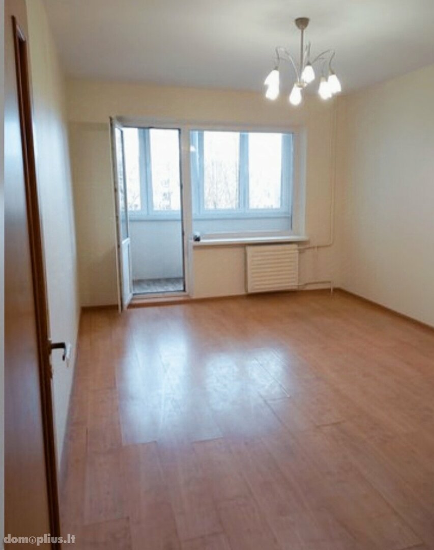 3 rooms apartment for sell Vilniuje, Pašilaičiuose, Medeinos g.