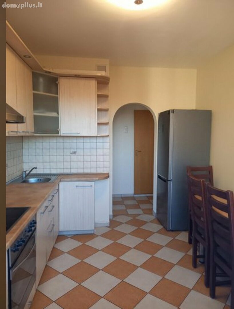 Продается 3 комнатная квартира Vilniuje, Pašilaičiuose, Medeinos g.