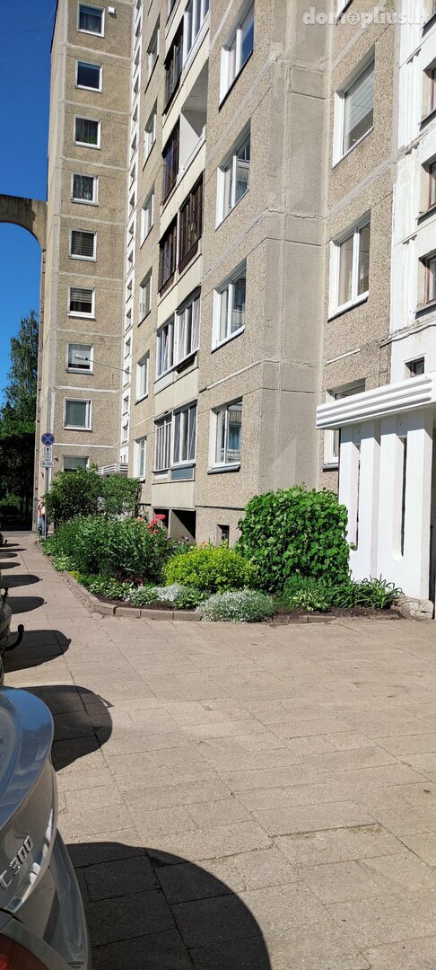 Продается 3 комнатная квартира Vilniuje, Pašilaičiuose, Medeinos g.