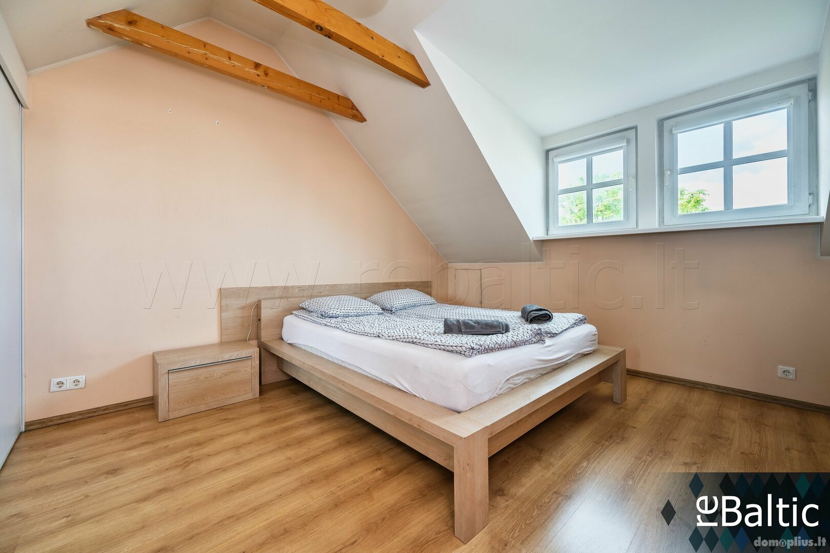 Parduodamas 3 kambarių butas Vilniuje, Senamiestyje, Karmelitų g.