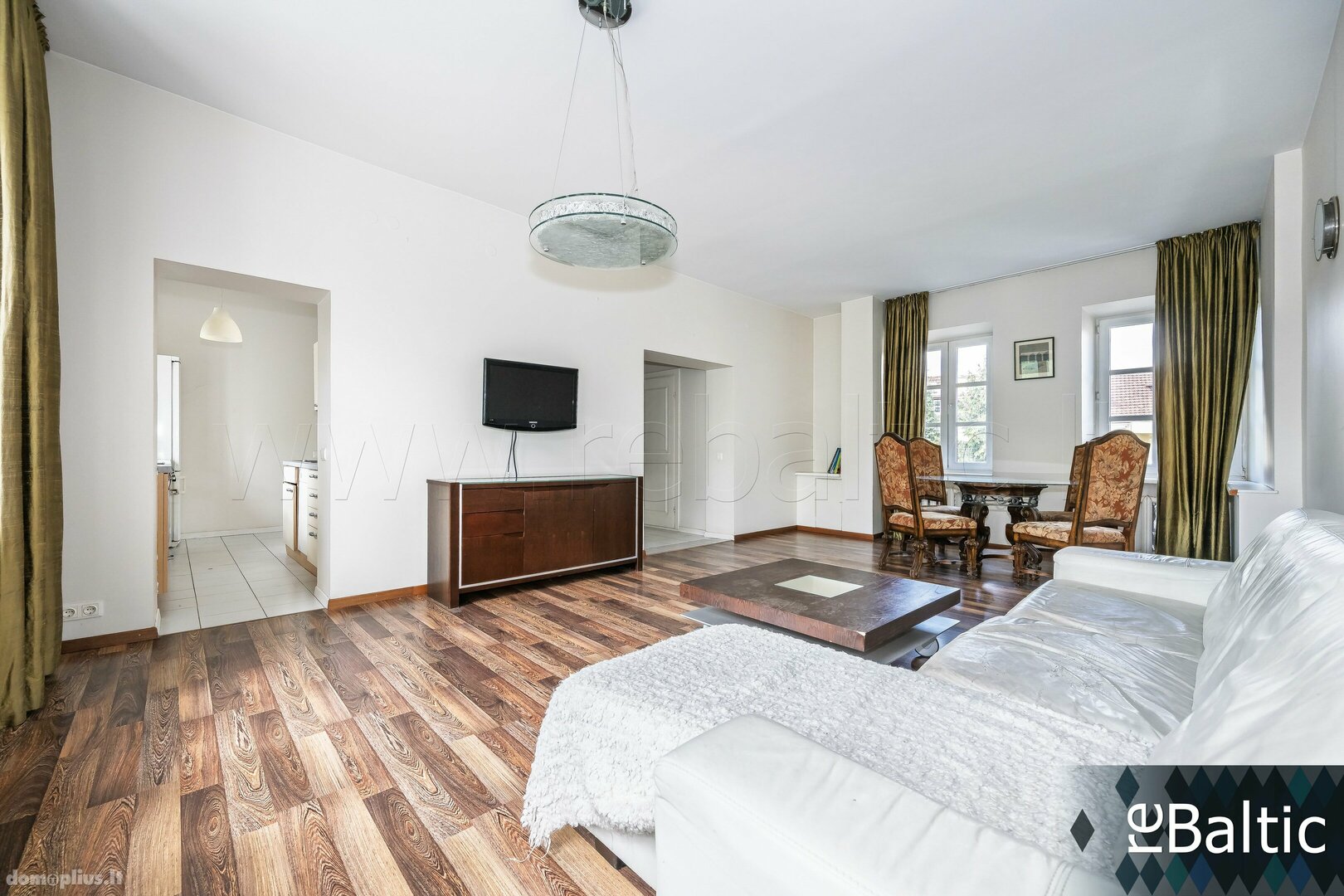 Продается 3 комнатная квартира Vilniuje, Senamiestyje, Karmelitų g.