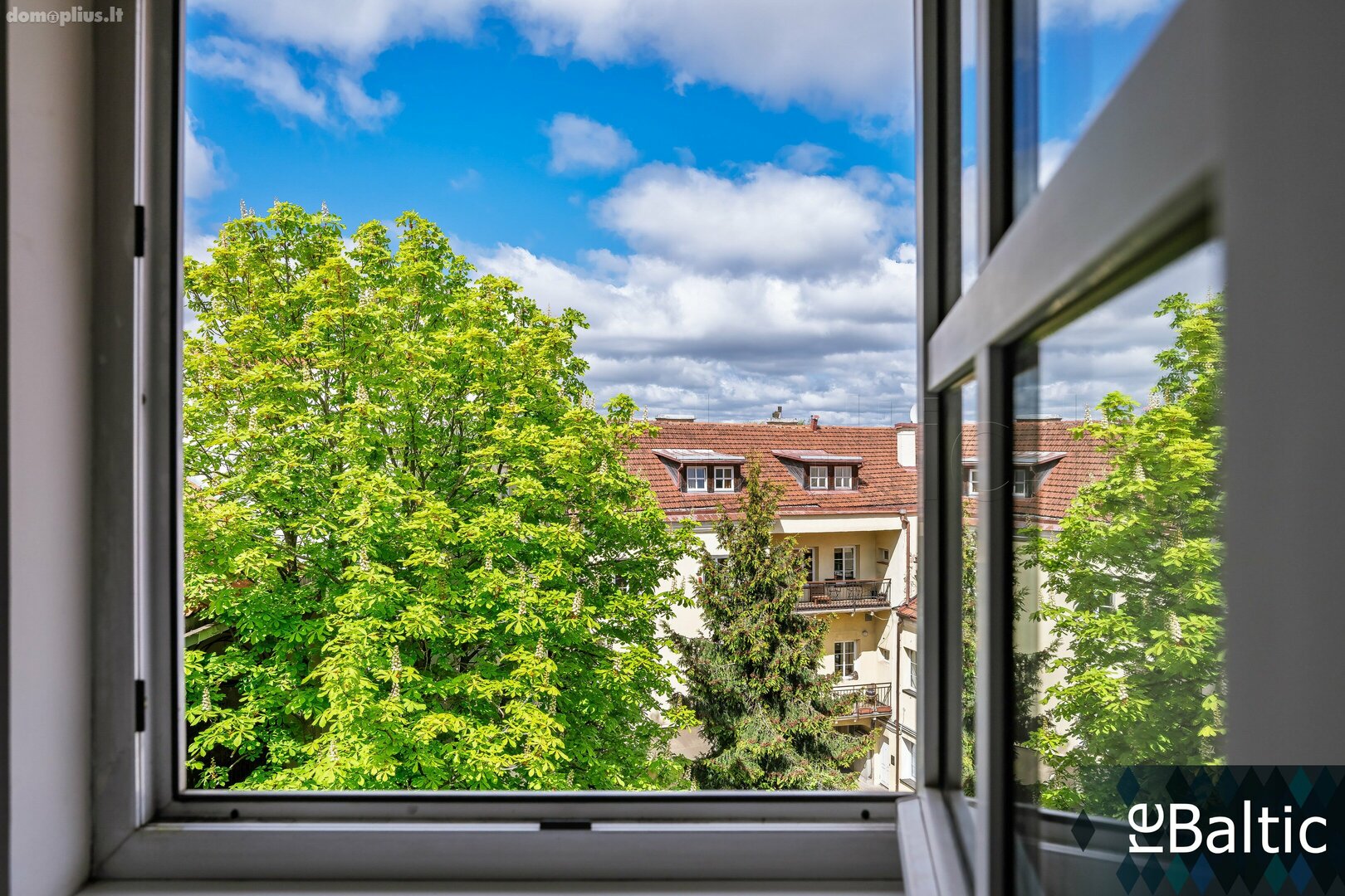 Продается 3 комнатная квартира Vilniuje, Senamiestyje, Karmelitų g.