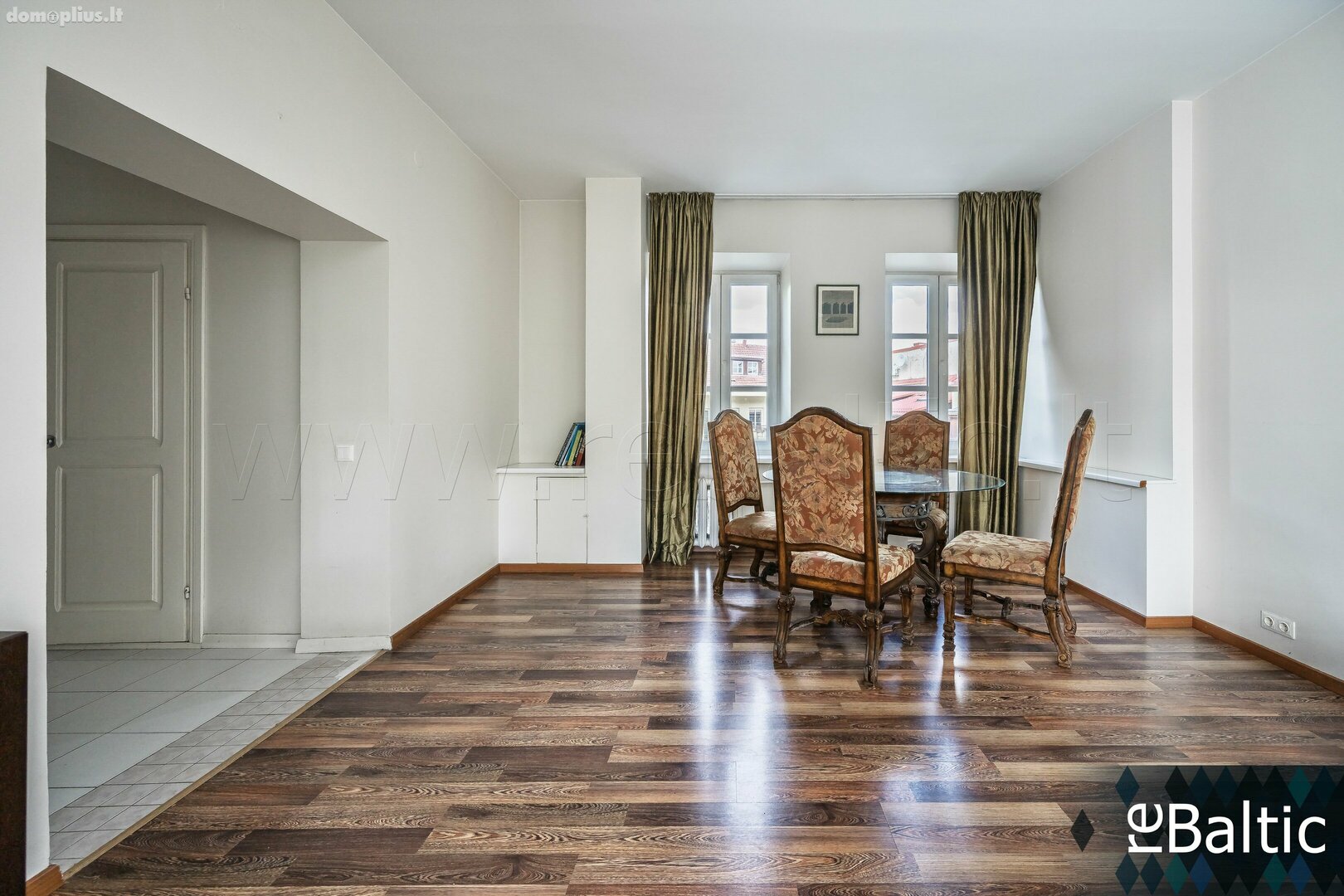 Продается 3 комнатная квартира Vilniuje, Senamiestyje, Karmelitų g.