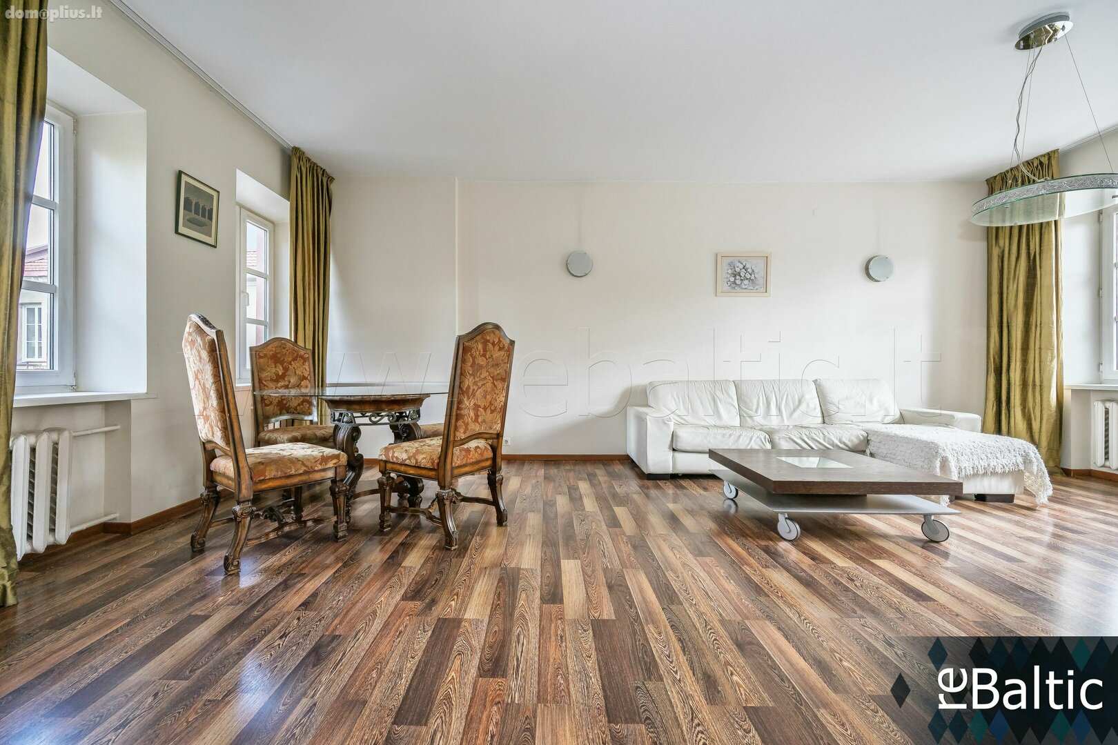Продается 3 комнатная квартира Vilniuje, Senamiestyje, Karmelitų g.