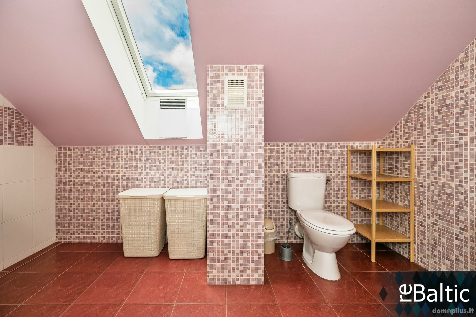 Продается 3 комнатная квартира Vilniuje, Senamiestyje, Karmelitų g.