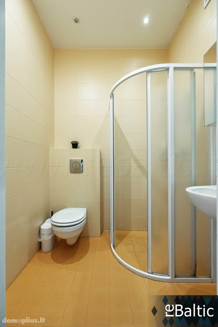 Продается 3 комнатная квартира Vilniuje, Senamiestyje, Karmelitų g.