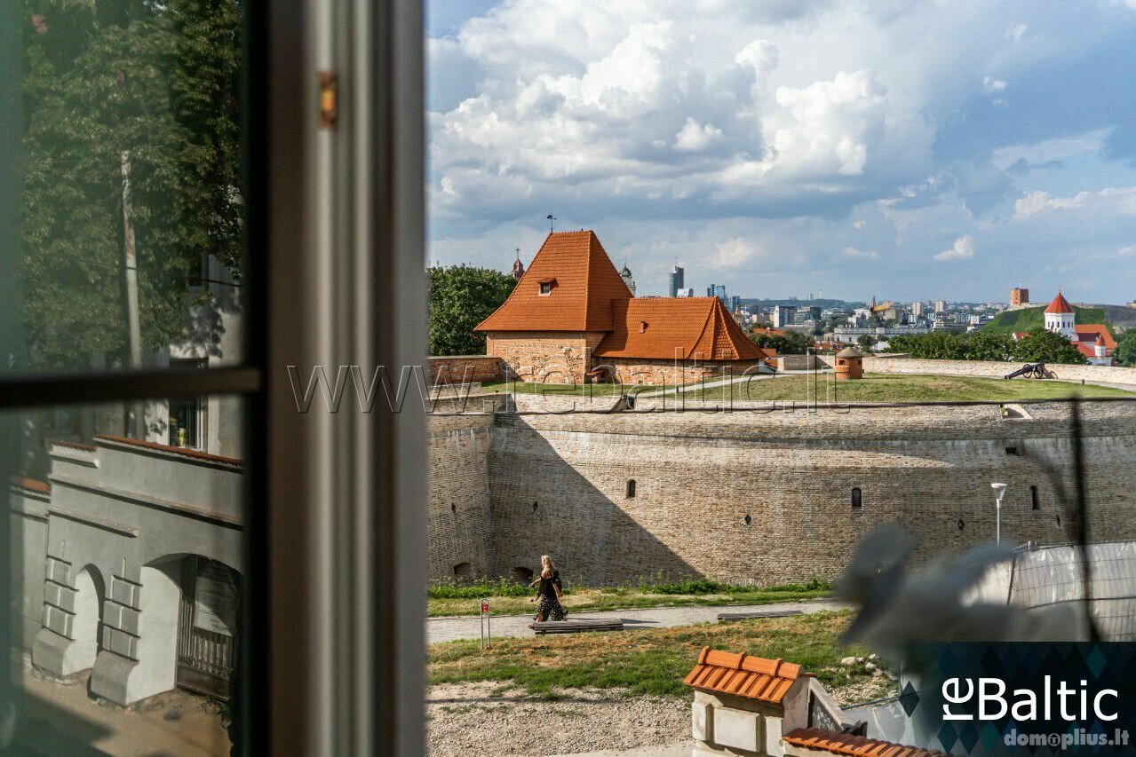 3 kambarių buto nuoma Vilniuje, Senamiestyje, Subačiaus g.